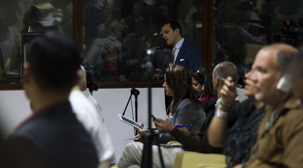 conferencia-prensa-conversaciones