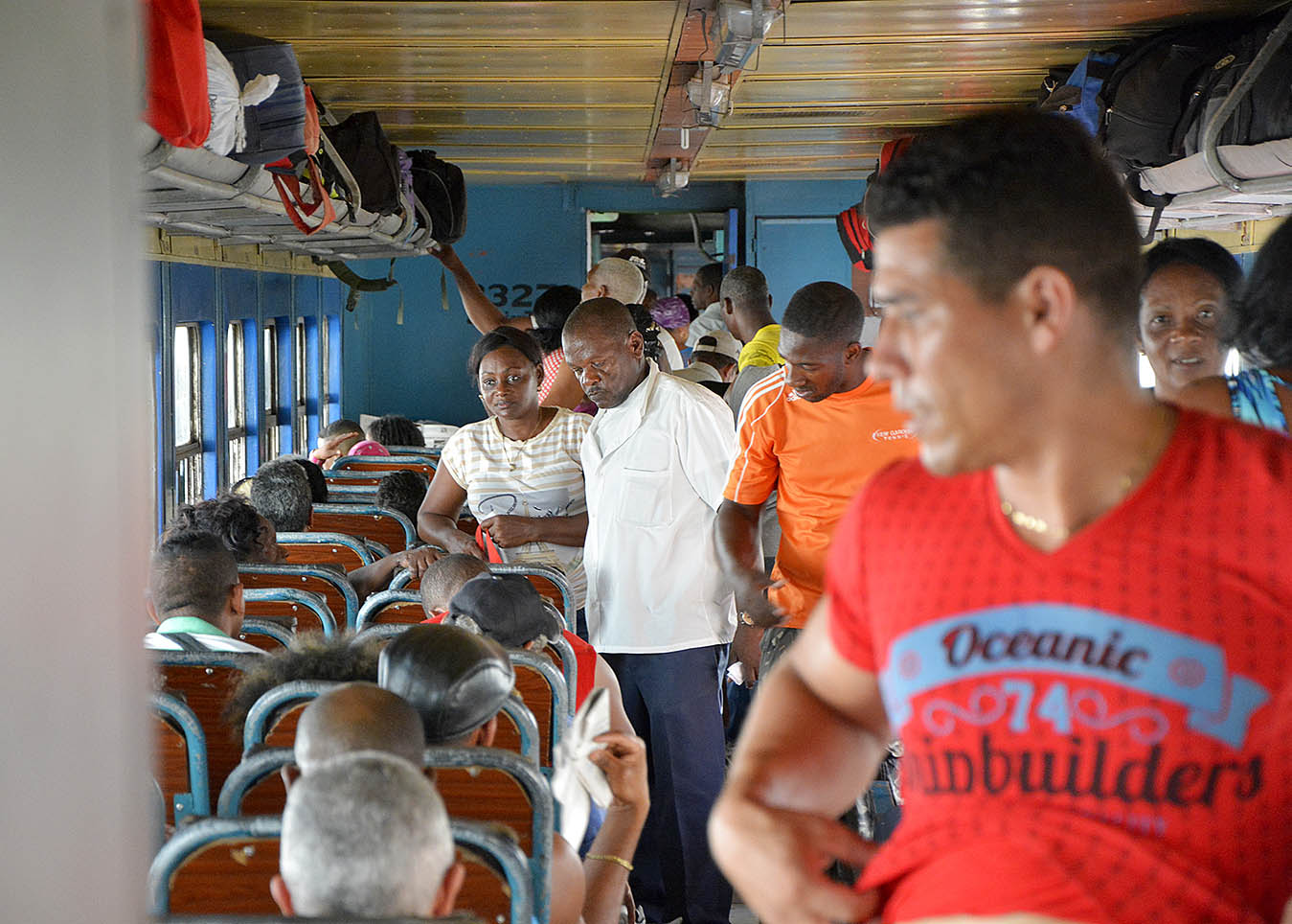 Viajar en tren es una forma de descubrir a toda Cuba, pues atraviesa regiones de gran belleza paisajística. Viajar en tren es una forma de descubrir a toda Cuba, pues atraviesa regiones de gran belleza paisajística.
