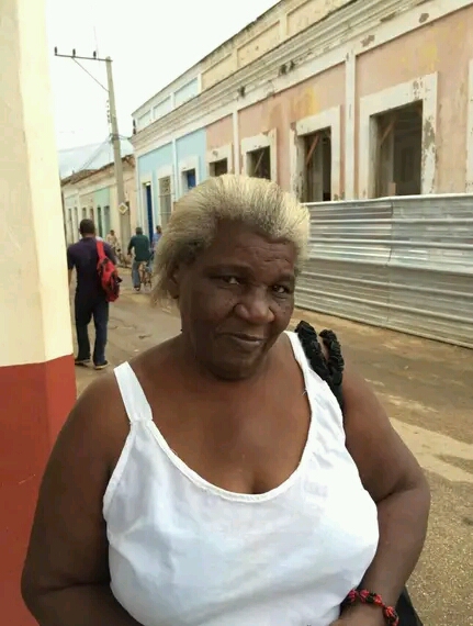 Sunsia Brussains Sunsia Brussains