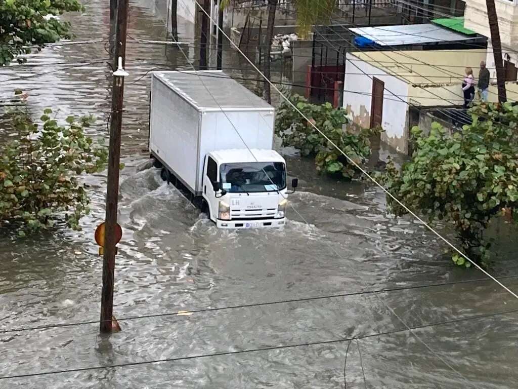 Lluvias en Cuba (Habana) Lluvias en Cuba (Habana)