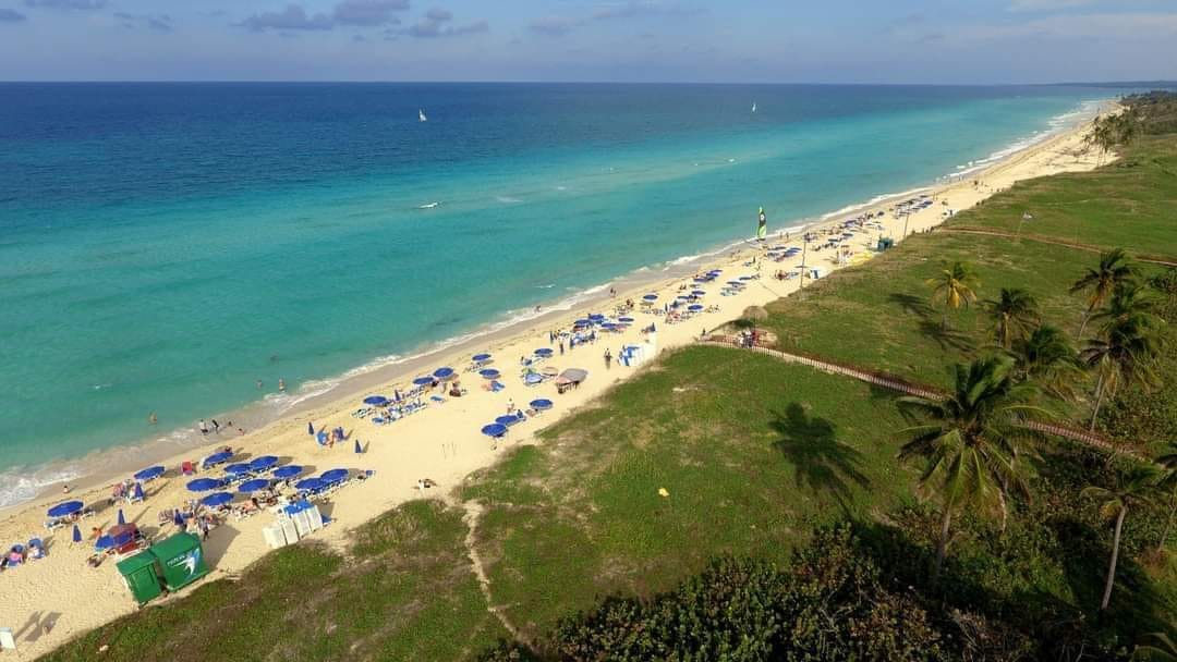 El Tren de la Playa Recesa y Regresará El Tren de la Playa Recesa y Regresará