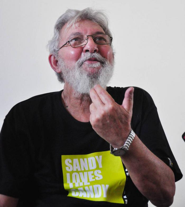 Los teatristas cubanos reconocen el peso de una labor en la cual Fidel Galbán Ramírez resulta imprescindible. Foto: Carolina Vilches/ Granma