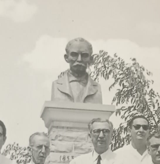 Busto de José Martí en 1953 Busto de José Martí en 1953