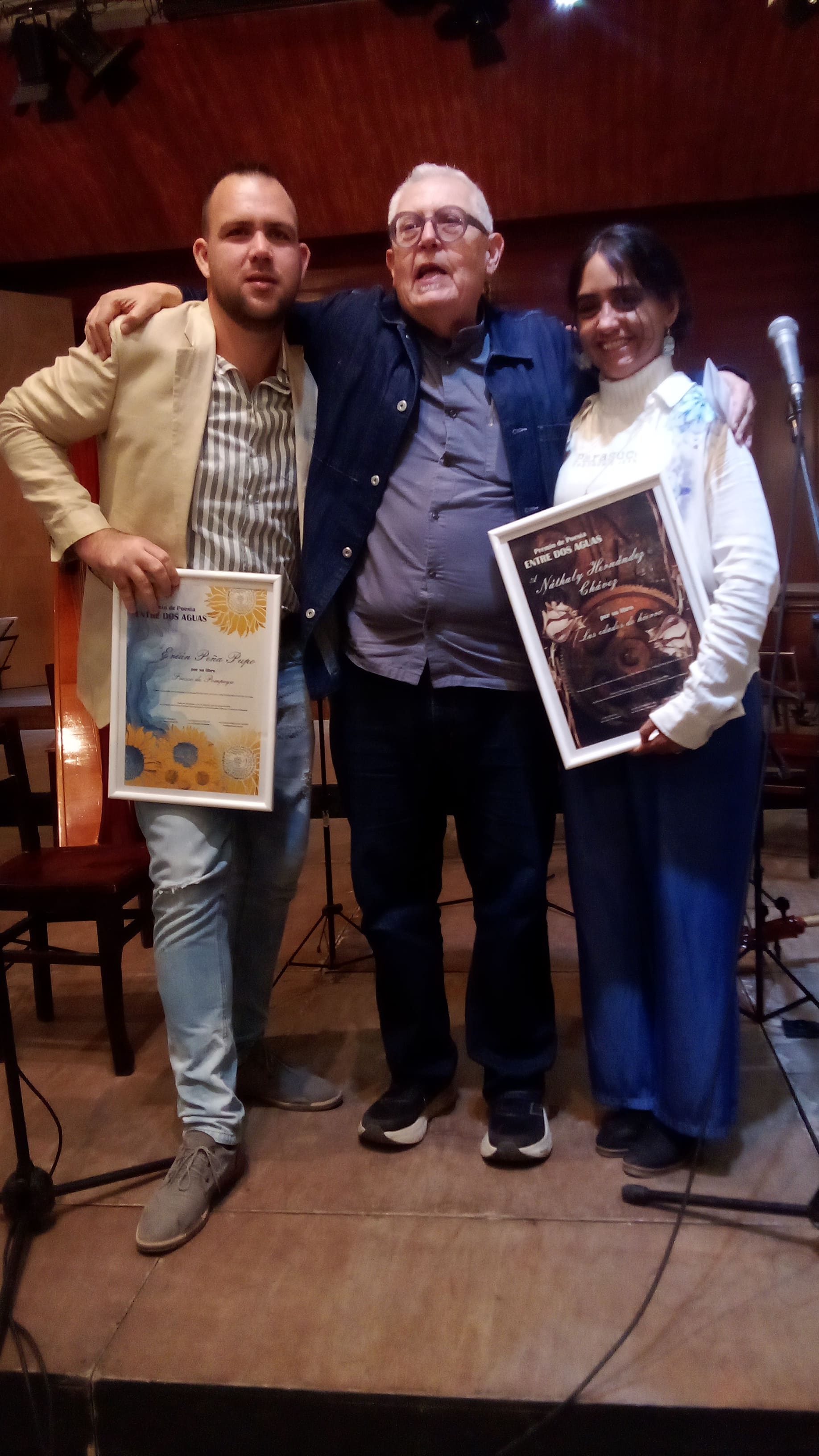 Puentes poeticos Puentes poeticos