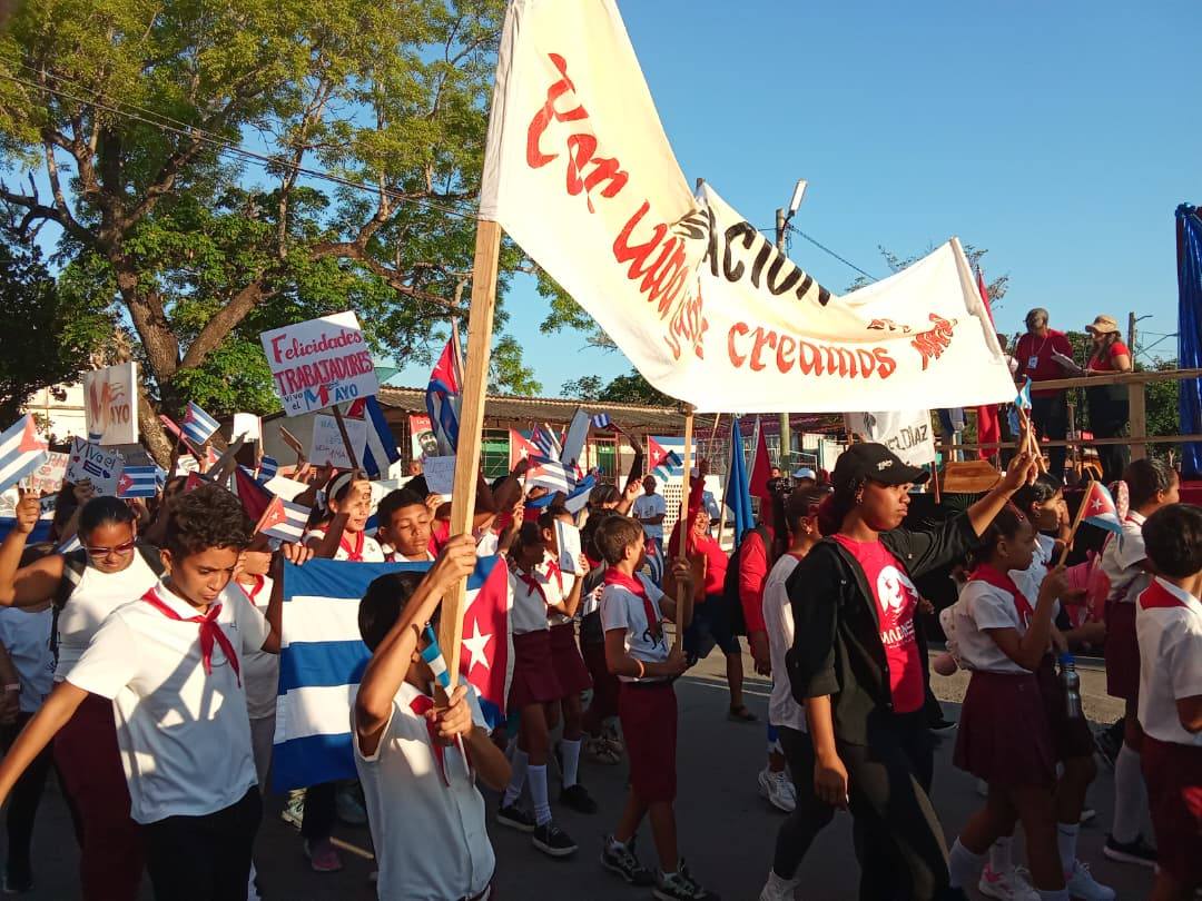 Desfile por el primero de mayo